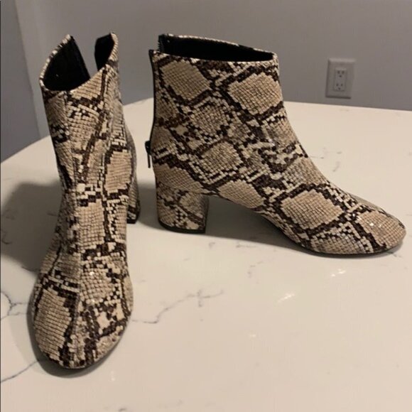 Mango MNG  Snakeskin Ankle Boots EU 37 - Picture 4 of 7